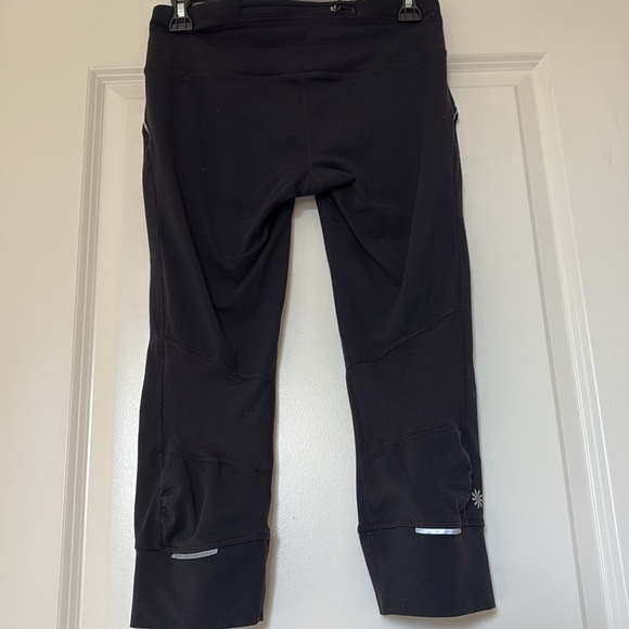 Athleta - Black Yoga Pants (7/8 Mid Rise) - Picture 5 of 5